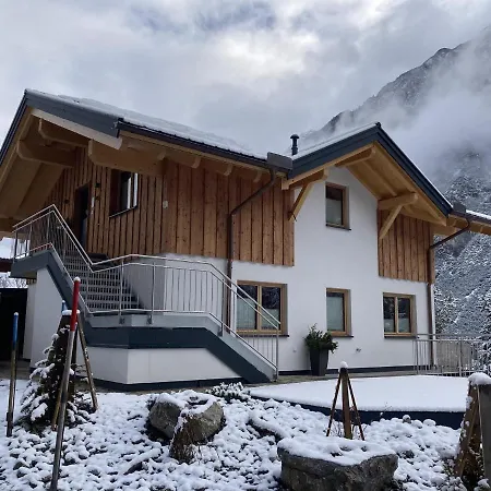 Ferienchalet Elisabeth *